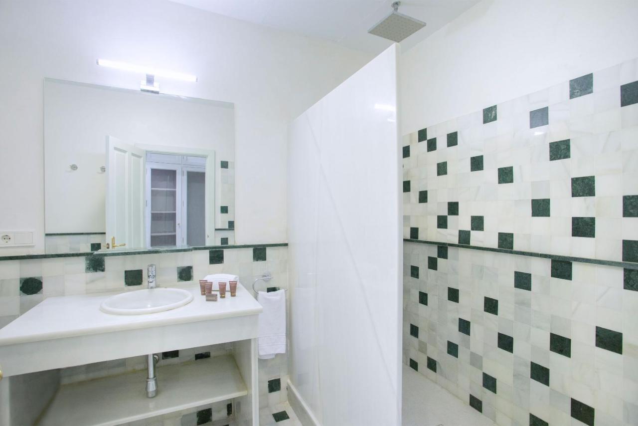 Genteel Home Palacio Abades Seville Ngoại thất bức ảnh