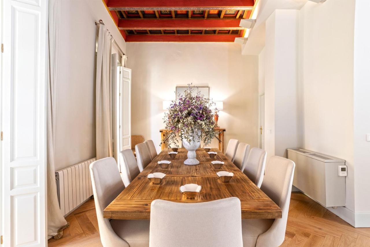 Genteel Home Palacio Abades Seville Ngoại thất bức ảnh